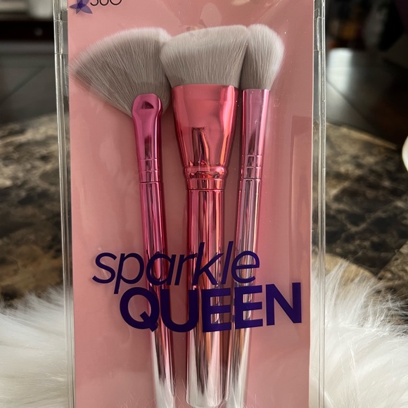 Beauty 360 Sparkle Queen Makeup Brush Set - Picture 2 of 6